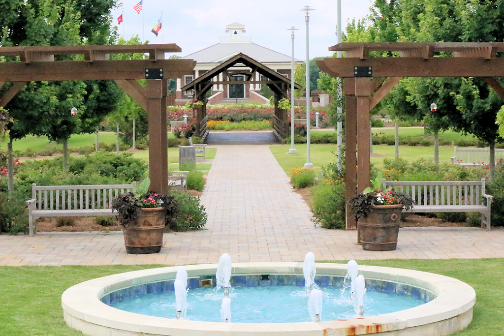 Discovery Park Fountain