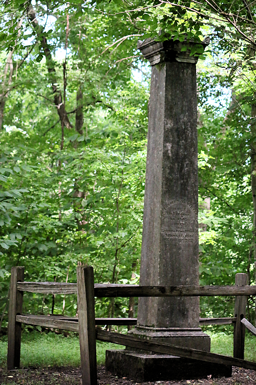 Center Furnace grave